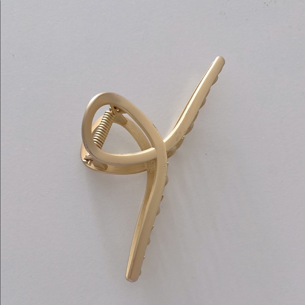 Elegant Gold Hair Clip